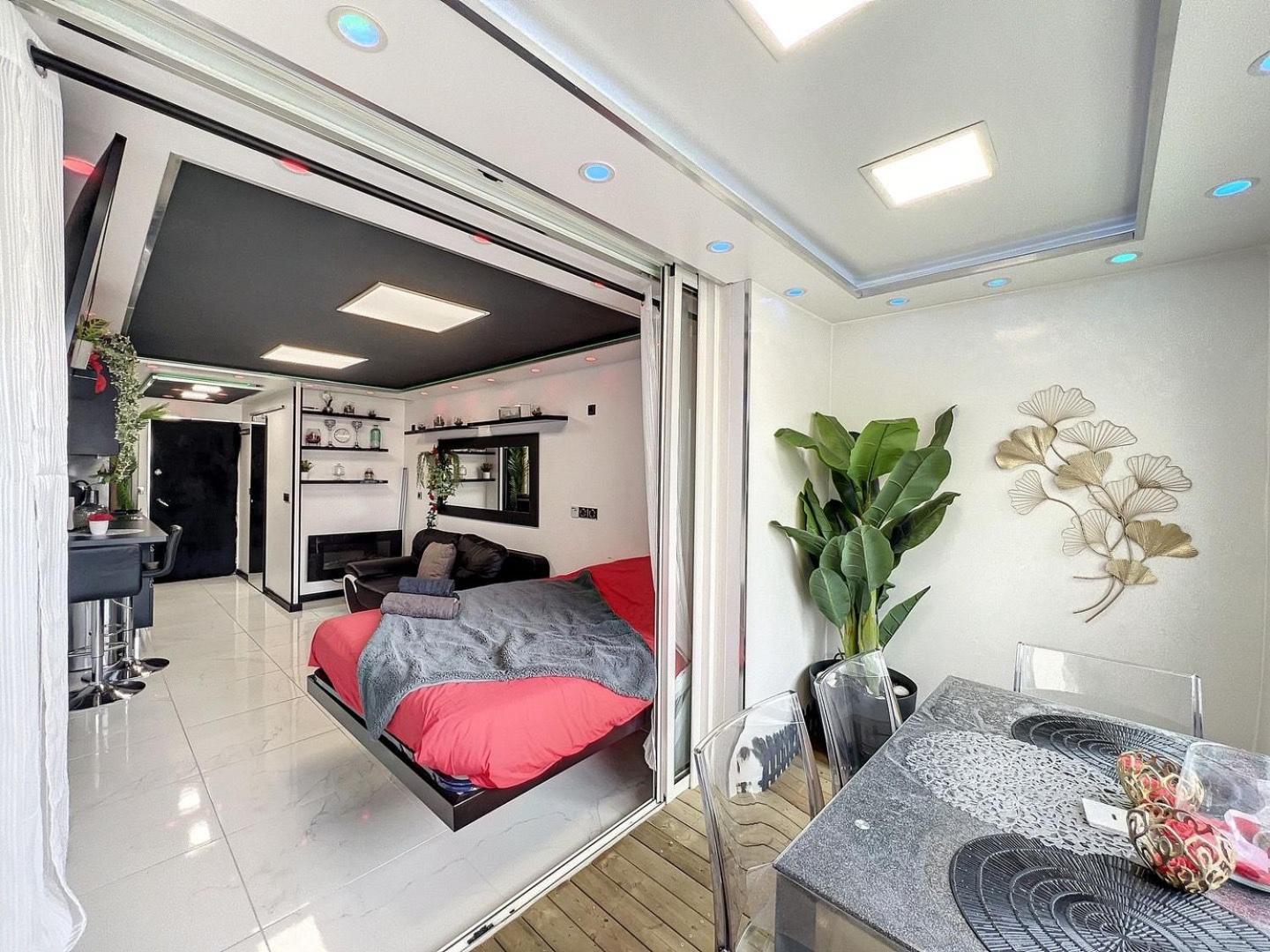 C12 Deluxe Apartment Agde Exterior photo
