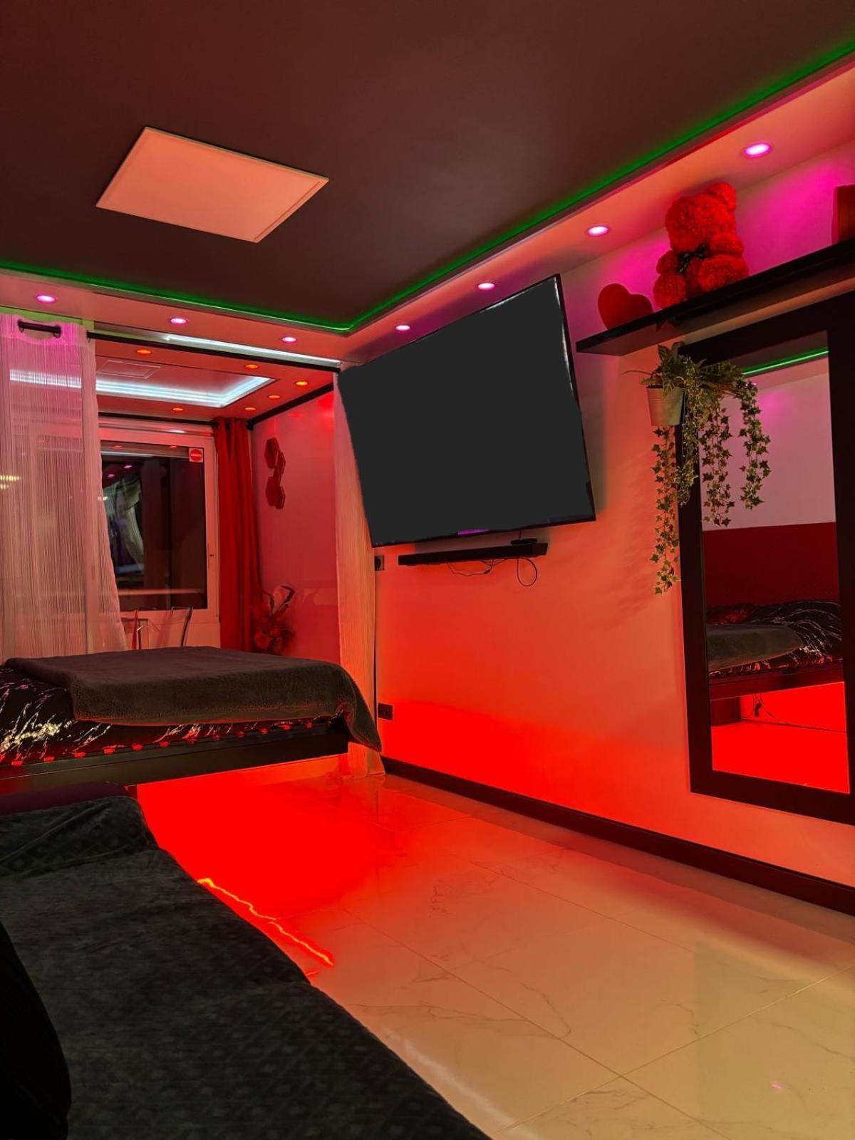 C12 Deluxe Apartment Agde Exterior photo