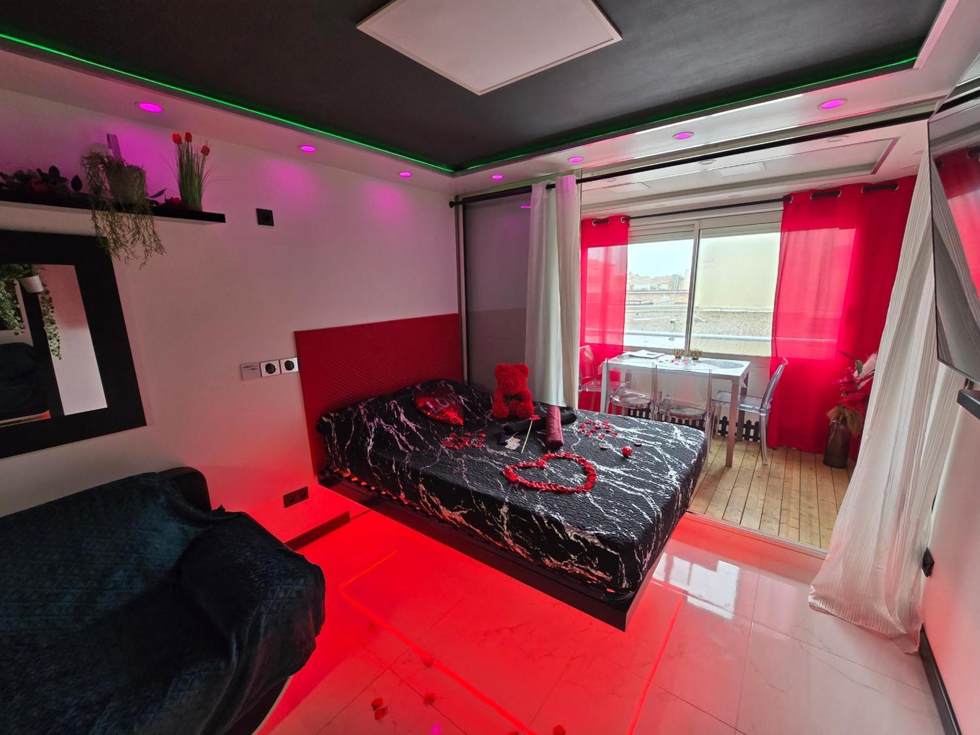 C12 Deluxe Apartment Agde Exterior photo